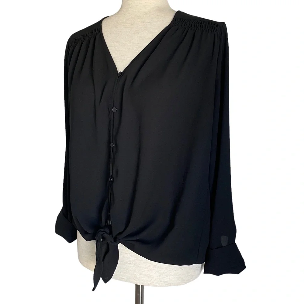RO & DE Black Button Down Tie Front Blouse Size Small Modern Business Casual - Picture 2 of 7